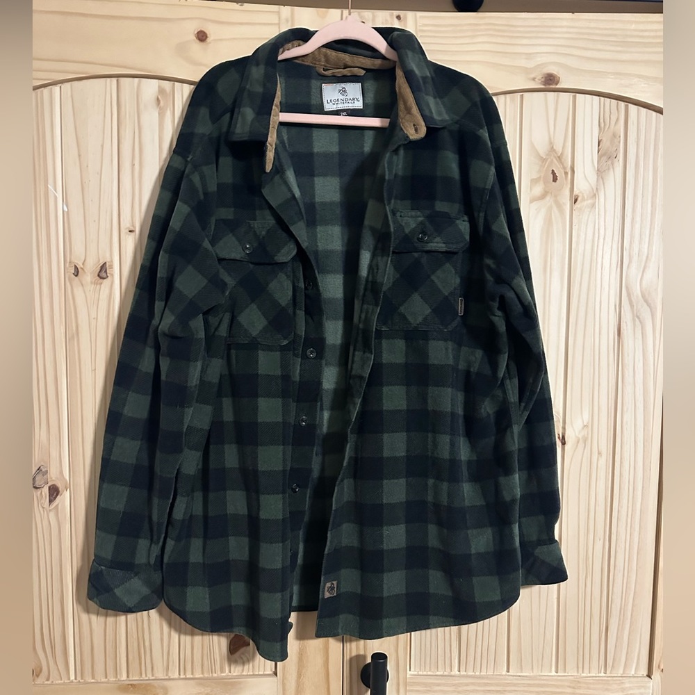 Legendary white tails plaid button up fleece